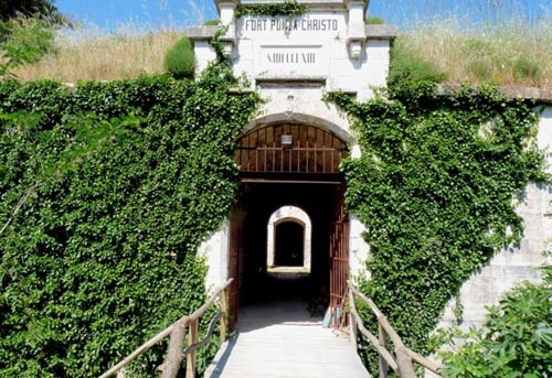 Fort Punta Christo_500_343