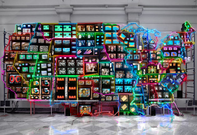 nam_june_paik_electronic_superhighway_630