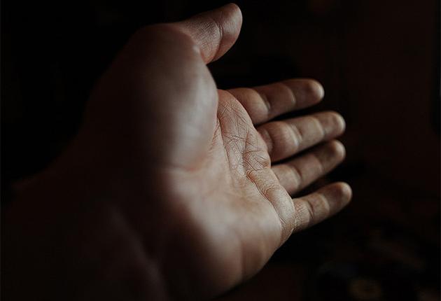 hands_630