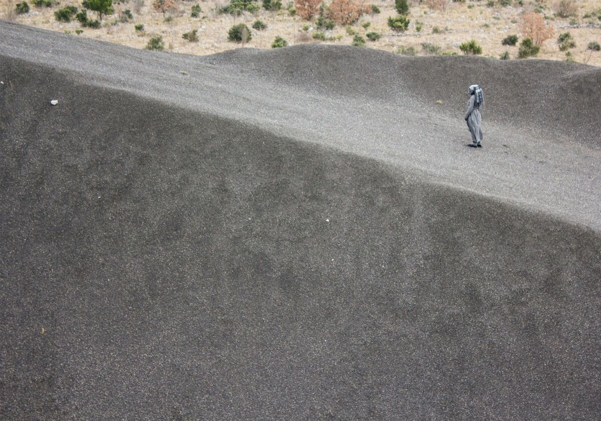 lana_stojicevic_crno_