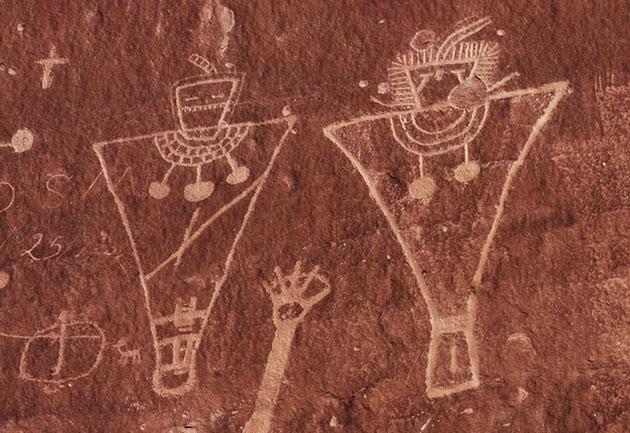 Rennett_Stowe_Native_American_Petroglyphs_630