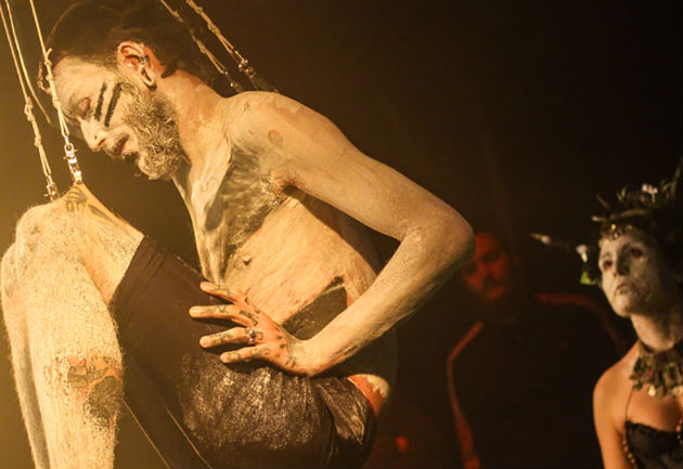 noc_mracnog_cirkusa_630