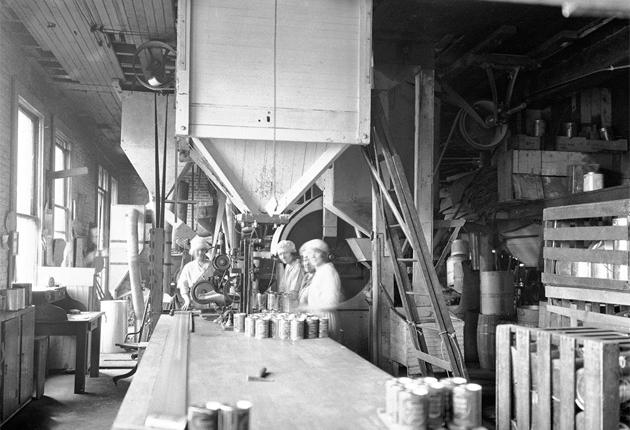 women_factory_630