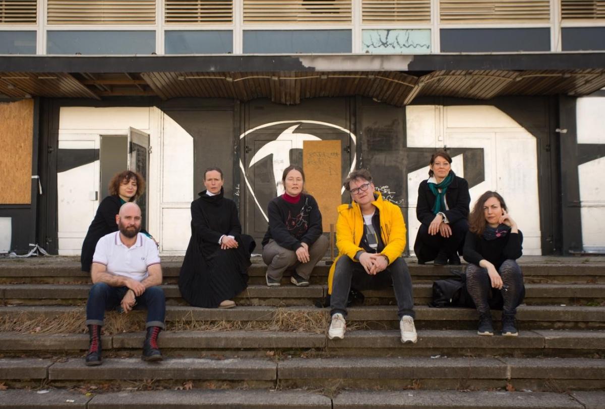 Kustoski i produkcijski tim OSTRALE bijenala O21, foto: Franz Leyser, 2021.